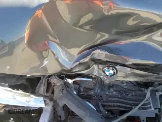 ✅ 2017 BMW 3 Series 320i xDrive • VIN: WBA8A3C3XHK692109 • Lot: 92033655. Wystawiony na Copart z przebiegiem 80 087 mil. Bezpłatny archiwum sprzedaży aukcyjnych z USA i szczegółowy raport historii pojazdu na DreamBid. Zdjęcie 16.