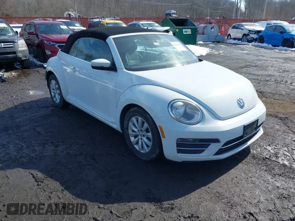 ✅ 2018 Volkswagen Beetle S • VIN: 3VW5DAAT9JM512098 • Лот: 44478588. Опубликован ранее на IAAI с пробегом 68 762 миль. Бесплатный доступ к архиву аукционных продаж из США и подробный отчёт об истории автомобиля на DreamBid. Изображение 1.