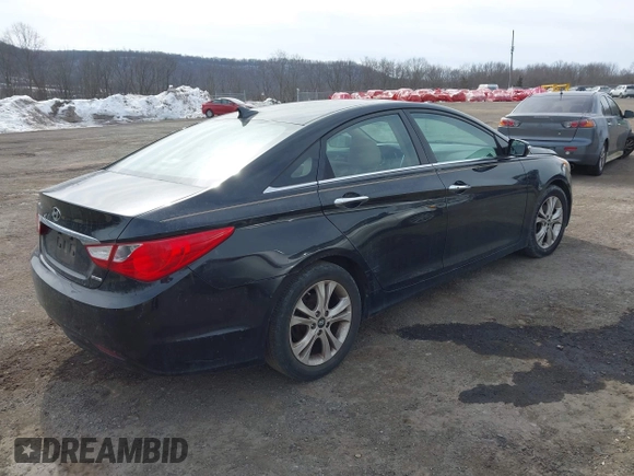 ✅ 2011 Hyundai Sonata Limited • VIN: 5NPEC4AC3BH288955 • Lot: 44459020. Wystawiony na IAAI z przebiegiem 223 269 mil. Bezpłatny archiwum sprzedaży aukcyjnych z USA i szczegółowy raport historii pojazdu na DreamBid. Zdjęcie 4.