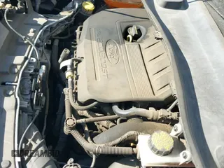 ✅ 2017 Ford Escape SE • VIN: 1FMCU0GD2HUB82648 • Lot: 43443323. Listed on IAAI with 78,415 mi. Free auction sales archive from the USA and detailed vehicle history report at DreamBid. Image 17.