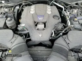 ✅ 2017 Maserati Levante S • VIN: ZN661YUA7HX262897 • Lot: 70357445. Listed on Copart with 67,669 mi. Free auction sales archive from the USA and detailed vehicle history report at DreamBid. Image 14.