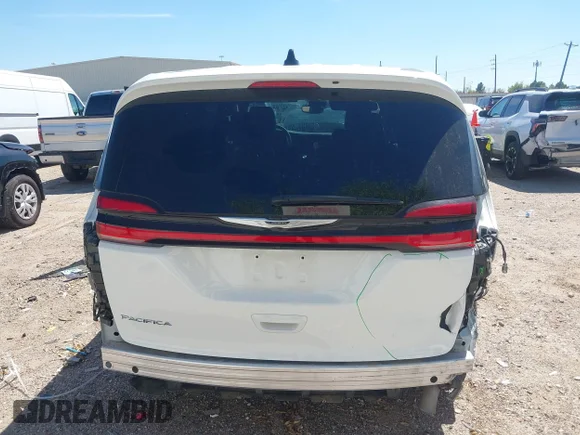 ✅ 2025 Chrysler Pacifica Select • VIN: 2C4RC1BG8SR513309 • Lot: 44662446. Listed on IAAI with 34,950 mi. Free auction sales archive from the USA and detailed vehicle history report at DreamBid. Image 6.