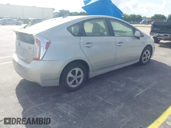 ✅ 2012 Toyota Prius Two • VIN: JTDKN3DU9C5502215 • Lot: 43948929. Wystawiony na IAAI z przebiegiem 114 281 mil. Bezpłatny archiwum sprzedaży aukcyjnych z USA i szczegółowy raport historii pojazdu na DreamBid. Zdjęcie 4.