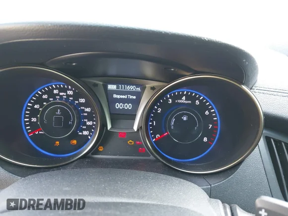 ✅ 2013 Hyundai Genesis Coupe Grand Touring • VIN: KMHHU6KJ6DU080561 • Лот: 44432906. Опубліковано раніше на IAAI з пробігом 111 690 миль. Безкоштовний доступ до архіву аукціонних продажів зі США та докладний звіт про історію автомобіля на DreamBid. Зображення 7.