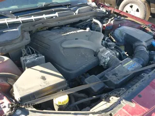 ✅ 2009 Pontiac G8 • VIN: 6G2ER57749L181327 • Lot: 40772434. Wystawiony na IAAI z przebiegiem 251 047 mil. Bezpłatny archiwum sprzedaży aukcyjnych z USA i szczegółowy raport historii pojazdu na DreamBid. Zdjęcie 19.