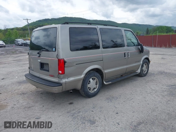 ✅ 2002 GMC Safari • VIN: 1GKEL19X92B513780 • Lot: 42196520. Wystawiony na IAAI z przebiegiem 172 518 mil. Bezpłatny archiwum sprzedaży aukcyjnych z USA i szczegółowy raport historii pojazdu na DreamBid. Zdjęcie 4.