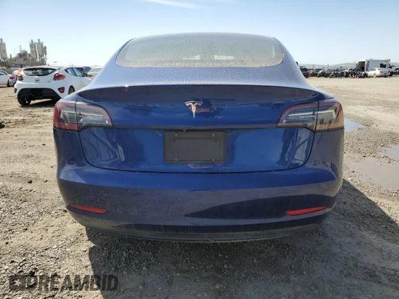 ✅ 2019 Tesla Model 3 Mid Range • VIN: 5YJ3E1EA0KF424935 • Lot: 46265113. Listed on Copart with 72,196 mi. Free auction sales archive from the USA and detailed vehicle history report at DreamBid. Image 6.