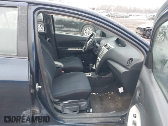 ✅ 2007 Toyota Yaris • VIN: JTDBT923171038014 • Lot: 44707597. Wystawiony na IAAI z przebiegiem 148 454 mil. Bezpłatny archiwum sprzedaży aukcyjnych z USA i szczegółowy raport historii pojazdu na DreamBid. Zdjęcie 5.
