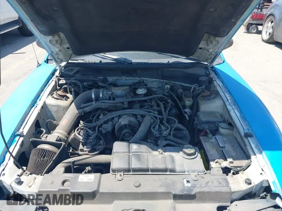 ✅ 1998 Ford Mustang GT • VIN: 1FAFP42X9WF267866 • Lot: 45311719. Wystawiony na IAAI z przebiegiem 227 371 mil. Bezpłatny archiwum sprzedaży aukcyjnych z USA i szczegółowy raport historii pojazdu na DreamBid. Zdjęcie 10.