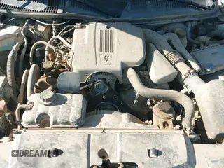 ✅ 2010 Lincoln Town Car Signature Limited • VIN: 2LNBL8CV4AX610956 • Lot: 43236452. Wystawiony na IAAI z przebiegiem 166 053 mil. Bezpłatny archiwum sprzedaży aukcyjnych z USA i szczegółowy raport historii pojazdu na DreamBid. Zdjęcie 18.