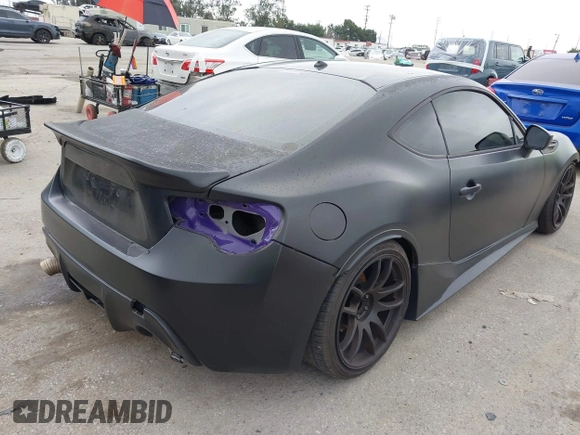 ✅ 2013 Scion FR-S • VIN: JF1ZNAA12D1720024 • Lot: 44437555. Wystawiony na IAAI z przebiegiem 139 627 mil. Bezpłatny archiwum sprzedaży aukcyjnych z USA i szczegółowy raport historii pojazdu na DreamBid. Zdjęcie 4.