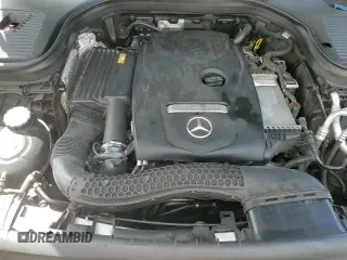 ✅ 2018 Mercedes-Benz GLC 300 • VIN: WDC0J4KB3JF298250 • Лот: 70955515. Опубликован ранее на Copart с пробегом 138 057 миль. Бесплатный доступ к архиву аукционных продаж из США и подробный отчёт об истории автомобиля на DreamBid. Изображение 14.