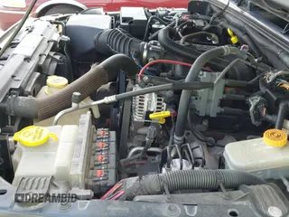 ✅ 2010 Jeep Wrangler Unlimited Sahara • VIN: 1J4BA5H16AL143044 • Lot: 43555018. Wystawiony na IAAI z przebiegiem 183 767 mil. Bezpłatny archiwum sprzedaży aukcyjnych z USA i szczegółowy raport historii pojazdu na DreamBid. Zdjęcie 19.