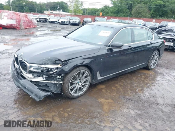 ✅ 2018 BMW 7 Series ALPINA B7 xDrive • VIN: WBA7F2C56JB238258 • Lot: 43042038. Wystawiony na IAAI z przebiegiem 88 668 mil. Bezpłatny archiwum sprzedaży aukcyjnych z USA i szczegółowy raport historii pojazdu na DreamBid. Zdjęcie 2.