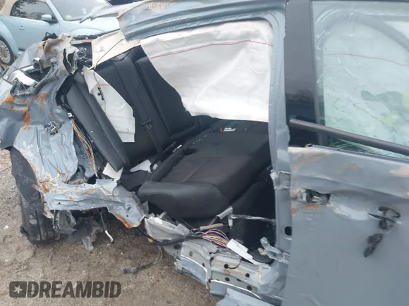 ✅ 2022 Honda Accord Sport • VIN: 1HGCV3F2XNA027461 • Lot: 44114368. Wystawiony na IAAI z przebiegiem Nie podano. Bezpłatny archiwum sprzedaży aukcyjnych z USA i szczegółowy raport historii pojazdu na DreamBid. Zdjęcie 6.