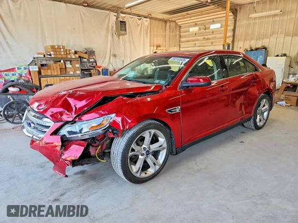 ✅ 2010 Ford Taurus SHO • VIN: 1FAHP2KT5AG110008 • Лот: 59310536. Опубликован ранее на Copart с пробегом 150 951 миль. Бесплатный доступ к архиву аукционных продаж из США и подробный отчёт об истории автомобиля на DreamBid. Изображение 1.