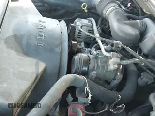 ✅ 2004 Chevrolet Silverado 1500 Work Truck • VIN: 1GCEC14X94Z338959 • Лот: 43757222. Опубликован ранее на IAAI с пробегом Не указан. Бесплатный доступ к архиву аукционных продаж из США и подробный отчёт об истории автомобиля на DreamBid. Изображение 13.