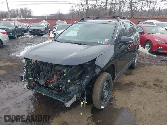 ✅ 2024 Toyota RAV4 Hybrid XLE • VIN: 2T3RWRFV3RW195386 • Lot: 44345013. Listed on IAAI with 44,864 mi. Free auction sales archive from the USA and detailed vehicle history report at DreamBid. Image 6.