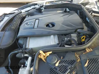 ✅ 2015 Mercedes-Benz C 300 • VIN: 55SWF4JB5FU076063 • Lot: 43467966. Wystawiony na IAAI z przebiegiem 38 460 mil. Bezpłatny archiwum sprzedaży aukcyjnych z USA i szczegółowy raport historii pojazdu na DreamBid. Zdjęcie 18.