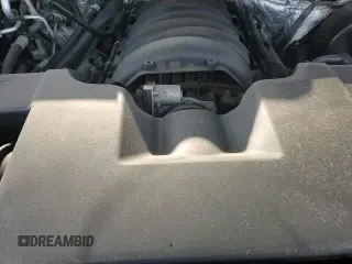 ✅ 2018 Chevrolet Suburban LT • VIN: 1GNSKHKC5JR363682 • Lot: 84354055. Wystawiony na Copart z przebiegiem 90 098 mil. Bezpłatny archiwum sprzedaży aukcyjnych z USA i szczegółowy raport historii pojazdu na DreamBid. Zdjęcie 14.