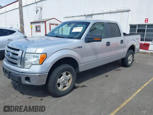 ✅ 2012 Ford F-150 XLT • VIN: 1FTFW1EF5CFB28408 • Lot: 45103270. Wystawiony na IAAI z przebiegiem 282 429 mil. Bezpłatny archiwum sprzedaży aukcyjnych z USA i szczegółowy raport historii pojazdu na DreamBid. Zdjęcie 2.