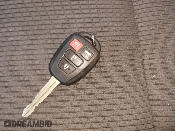 ✅ 2017 Toyota Camry SE • VIN: 4T1BF1FK8HU791805 • Lot: 45283512. Listed on IAAI with 102,929 mi. Free auction sales archive from the USA and detailed vehicle history report at DreamBid. Image 11.