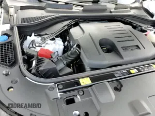 ✅ 2025 Land Rover Range Rover SE • VIN: SALKP9FU1SA296719 • Lot: 54796385. Wystawiony na Copart z przebiegiem 839 mil. Bezpłatny archiwum sprzedaży aukcyjnych z USA i szczegółowy raport historii pojazdu na DreamBid. Zdjęcie 17.