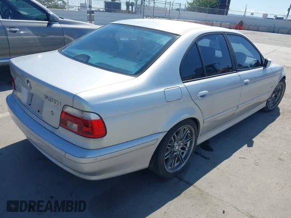 ✅ 2003 BMW 5 Series 530i • VIN: WBADT63423CK35994 • Лот: 45101418. Опубліковано раніше на IAAI з пробігом 137 195 миль. Безкоштовний доступ до архіву аукціонних продажів зі США та докладний звіт про історію автомобіля на DreamBid. Зображення 4.