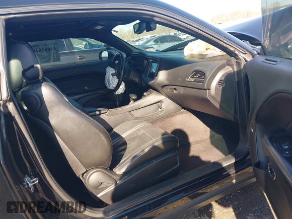 ✅ 2016 Dodge Challenger R/T Plus • VIN: 2C3CDZBT2GH218237 • Лот: 44662628. Опубликован ранее на IAAI с пробегом 206 495 миль. Бесплатный доступ к архиву аукционных продаж из США и подробный отчёт об истории автомобиля на DreamBid. Изображение 5.
