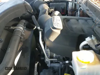 ✅ 2019 Ram 2500 Big Horn • VIN: 3C6UR5DJ8KG699424 • Lot: 42817851. Wystawiony na IAAI z przebiegiem 81 432 mil. Bezpłatny archiwum sprzedaży aukcyjnych z USA i szczegółowy raport historii pojazdu na DreamBid. Zdjęcie 18.