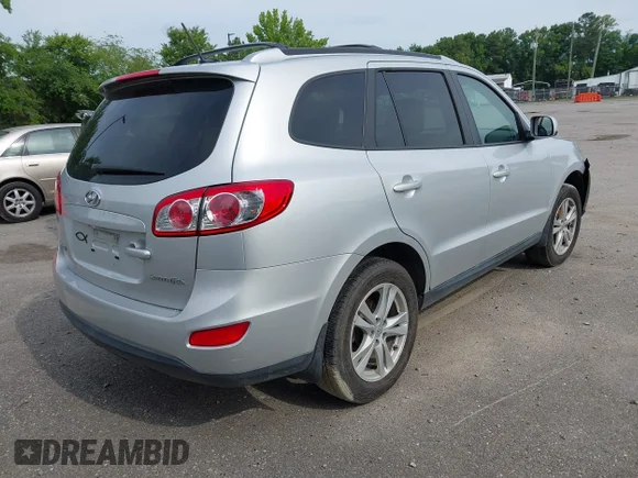 ✅ 2011 Hyundai Santa Fe SE • VIN: 5XYZH4AG3BG086341 • Lot: 45214212. Listed on IAAI with 73,559 mi. Free auction sales archive from the USA and detailed vehicle history report at DreamBid. Image 4.