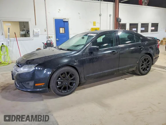 ✅ 2011 Ford Fusion SE • VIN: 3FAHP0HAXBR134793 • Lot: 50071116. Wystawiony na Copart z przebiegiem 235 093 mil. Bezpłatny archiwum sprzedaży aukcyjnych z USA i szczegółowy raport historii pojazdu na DreamBid. Zdjęcie 1.