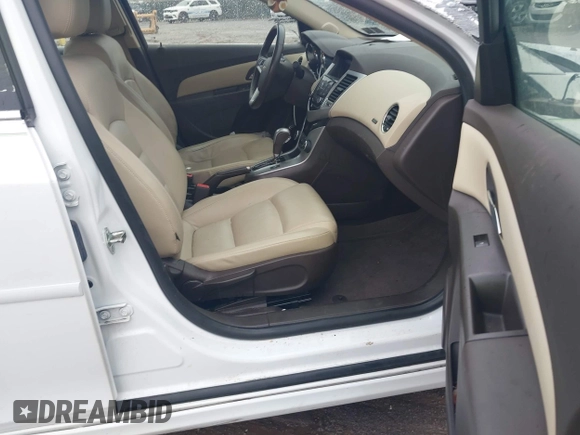 ✅ 2012 Chevrolet Cruze 2LT • VIN: 1G1PG5SC5C7265435 • Lot: 44619076. Wystawiony na IAAI z przebiegiem 100 208 mil. Bezpłatny archiwum sprzedaży aukcyjnych z USA i szczegółowy raport historii pojazdu na DreamBid. Zdjęcie 5.