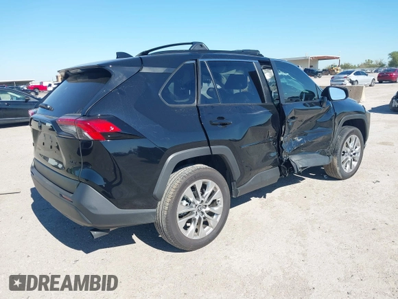 ✅ 2025 Toyota RAV4 XLE Premium • VIN: 2T3C1RFV5SC340097 • Lot: 43581975. Wystawiony na IAAI z przebiegiem Nie podano. Bezpłatny archiwum sprzedaży aukcyjnych z USA i szczegółowy raport historii pojazdu na DreamBid. Zdjęcie 4.