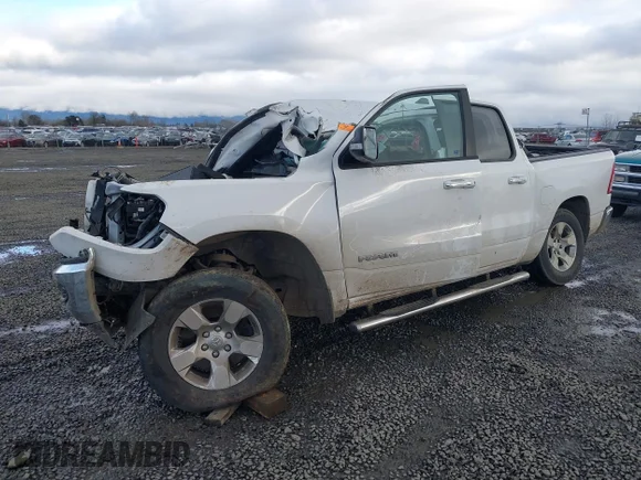 ✅ 2020 Ram 1500 Big Horn • VIN: 1C6SRFFT4LN421561 • Lot: 43981445. Listed on IAAI with Not provided. Free auction sales archive from the USA and detailed vehicle history report at DreamBid. Image 2.