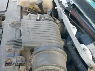 ✅ 2001 GMC Savana • VIN: 1GTFG25M911141013 • Lot: 43542030. Listed on IAAI with 246,890 mi. Free auction sales archive from the USA and detailed vehicle history report at DreamBid. Image 14.