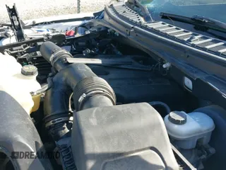 ✅ 2019 Ford Expedition Max Limited • VIN: 1FMJK1KT1KEA19346 • Lot: 40967484. Wystawiony na IAAI z przebiegiem 124 875 mil. Bezpłatny archiwum sprzedaży aukcyjnych z USA i szczegółowy raport historii pojazdu na DreamBid. Zdjęcie 19.