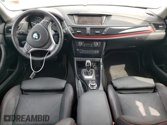 ✅ 2015 BMW X1 xDrive28i • VIN: WBAVL1C56FVY36110 • Лот: 46156923. Опубліковано раніше на Copart з пробігом 49 528 миль. Безкоштовний доступ до архіву аукціонних продажів зі США та докладний звіт про історію автомобіля на DreamBid. Зображення 8.