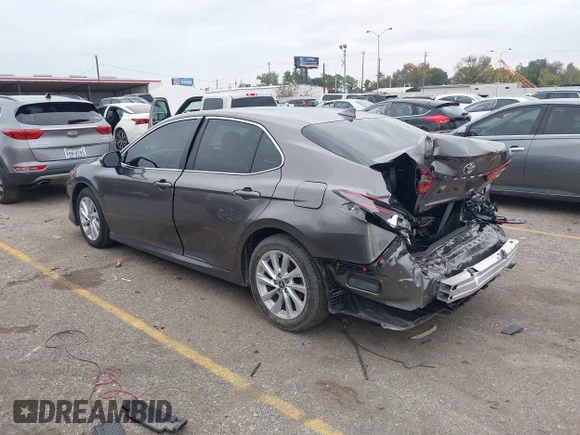 ✅ 2024 Toyota Camry LE • VIN: 4T1C11AKXRU192822 • Lot: 43851165. Wystawiony na IAAI z przebiegiem 12 374 mil. Bezpłatny archiwum sprzedaży aukcyjnych z USA i szczegółowy raport historii pojazdu na DreamBid. Zdjęcie 3.