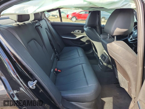 ✅ 2021 BMW 3 Series 330i xDrive • VIN: 3MW5R7J07M8B73736 • Lot: 45831406. Wystawiony na Copart z przebiegiem Nie podano. Bezpłatny archiwum sprzedaży aukcyjnych z USA i szczegółowy raport historii pojazdu na DreamBid. Zdjęcie 10.