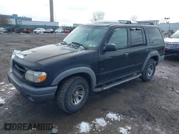 ✅ 2001 Ford Explorer XLS • VIN: 1FMZU72E61ZA70513 • Лот: 44401836. Опубліковано раніше на IAAI з пробігом 141 491 миль. Безкоштовний доступ до архіву аукціонних продажів зі США та докладний звіт про історію автомобіля на DreamBid. Зображення 2.