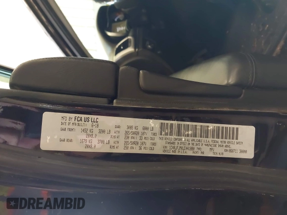 ✅ 2018 Jeep Grand Cherokee Summit • VIN: 1C4RJFJM0JC441880 • Lot: 44096040. Wystawiony na IAAI z przebiegiem 83 769 mil. Bezpłatny archiwum sprzedaży aukcyjnych z USA i szczegółowy raport historii pojazdu na DreamBid. Zdjęcie 9.