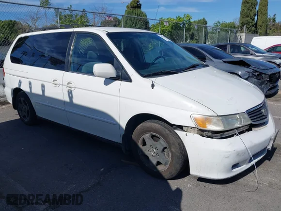 ✅ 2000 Honda Odyssey EX • VIN: 2HKRL1878YH616940 • Lot: 44371314. Listed on IAAI with 178,141 mi. Free auction sales archive from the USA and detailed vehicle history report at DreamBid. Image 1.