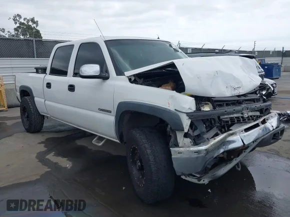 ✅ 2002 Chevrolet Silverado 1500HD LS • VIN: 1GCGK13U12F181722 • Лот: 42116947. Опубликован ранее на IAAI с пробегом 212 627 миль. Бесплатный доступ к архиву аукционных продаж из США и подробный отчёт об истории автомобиля на DreamBid. Изображение 1.