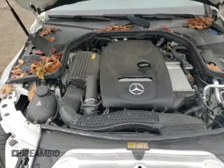 ✅ 2018 Mercedes-Benz C 300 • VIN: 55SWF4JB3JU265027 • Lot: 93170035. Wystawiony na Copart z przebiegiem 73 572 mil. Bezpłatny archiwum sprzedaży aukcyjnych z USA i szczegółowy raport historii pojazdu na DreamBid. Zdjęcie 13.