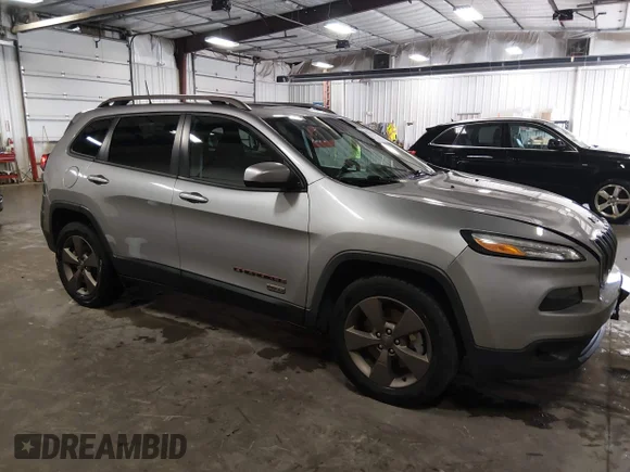 ✅ 2017 Jeep Cherokee Latitude • VIN: 1C4PJMCB8HW556954 • Lot: 45288308. Listed on IAAI with 101,635 mi. Free auction sales archive from the USA and detailed vehicle history report at DreamBid. Image 1.