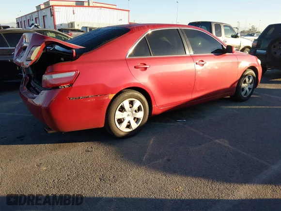 ✅ 2007 Toyota Camry LE • VIN: 4T1BE46K87U183916 • Lot: 44164189. Wystawiony na IAAI z przebiegiem 178 259 mil. Bezpłatny archiwum sprzedaży aukcyjnych z USA i szczegółowy raport historii pojazdu na DreamBid. Zdjęcie 4.