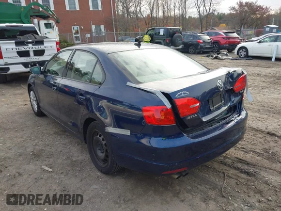 ✅ 2014 Volkswagen Jetta SE • VIN: 3VWD17AJ5EM409322 • Lot: 43616037. Wystawiony na IAAI z przebiegiem 112 197 mil. Bezpłatny archiwum sprzedaży aukcyjnych z USA i szczegółowy raport historii pojazdu na DreamBid. Zdjęcie 3.