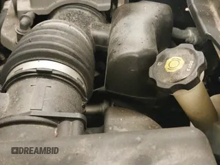 ✅ 2008 Buick Enclave CX • VIN: 5GAEV13738J193192 • Lot: 41796102. Listed on IAAI with 135,939 mi. Free auction sales archive from the USA and detailed vehicle history report at DreamBid. Image 12.