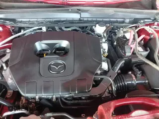 ✅ 2025 Mazda CX-50 S Select • VIN: 7MMVABAM2SN332351 • Лот: 68325935. Опубликован ранее на Copart с пробегом 493 миль. Бесплатный доступ к архиву аукционных продаж из США и подробный отчёт об истории автомобиля на DreamBid. Изображение 13.